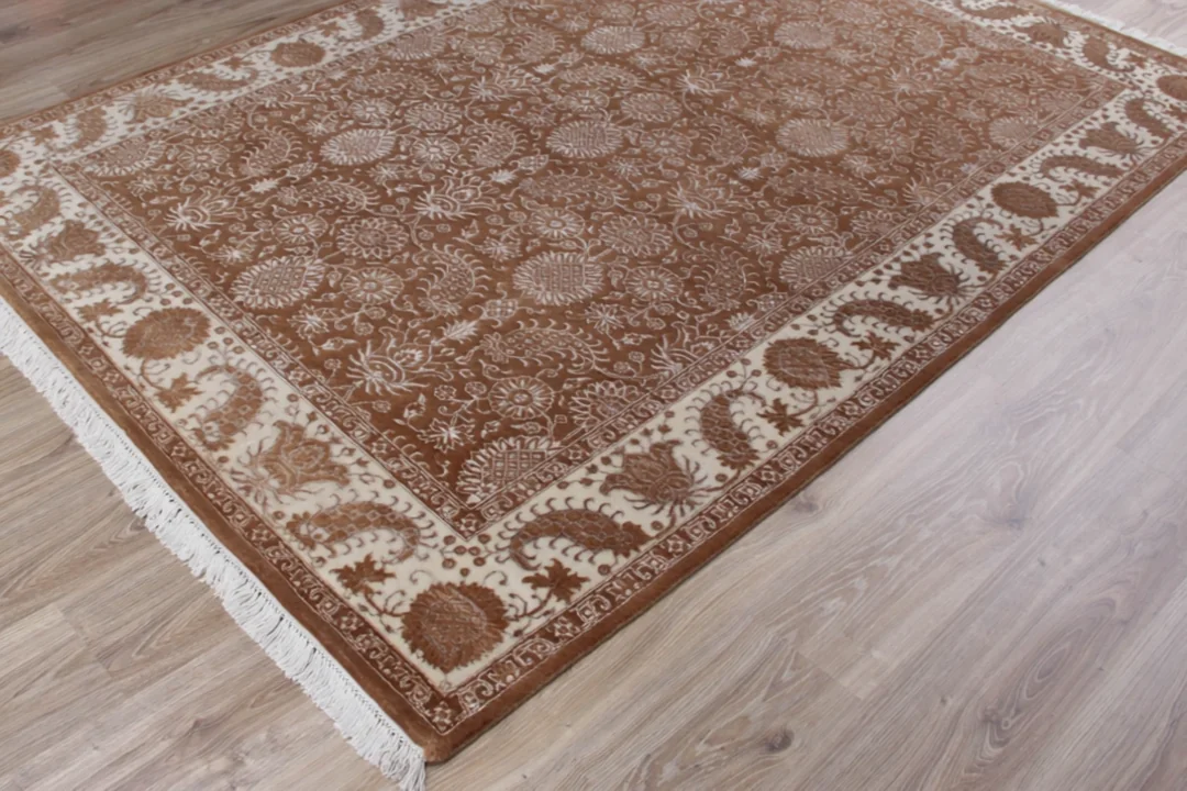 ИИ видео на товар OMO Rugs: индийский ковёр, вариант 2, 2555